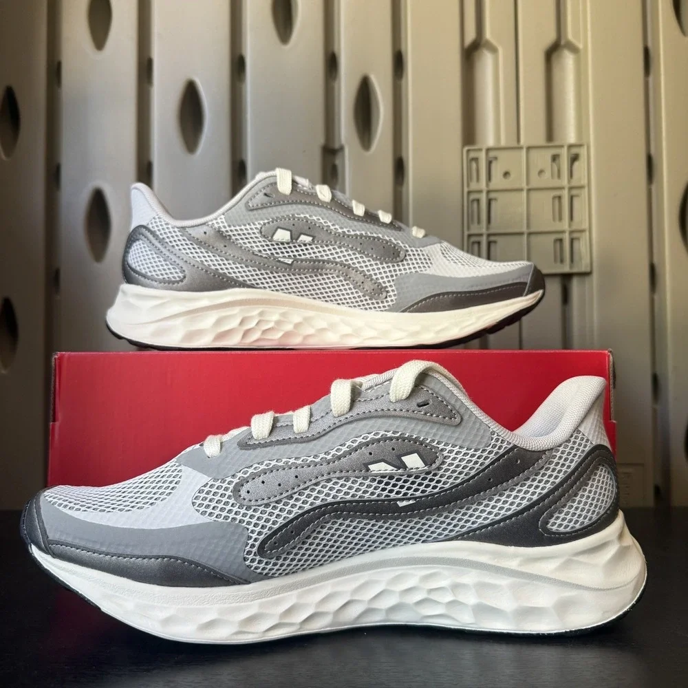 New Balance Fresh Foam Arishi V4 Tiralux Grey Running Shoes Mens Size 10 4E Wide